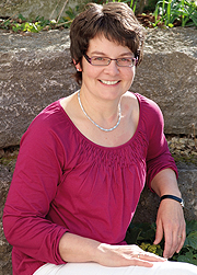 Christine Dietrich, Hebamme