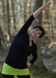 Martha Renner, Yogalehrerin